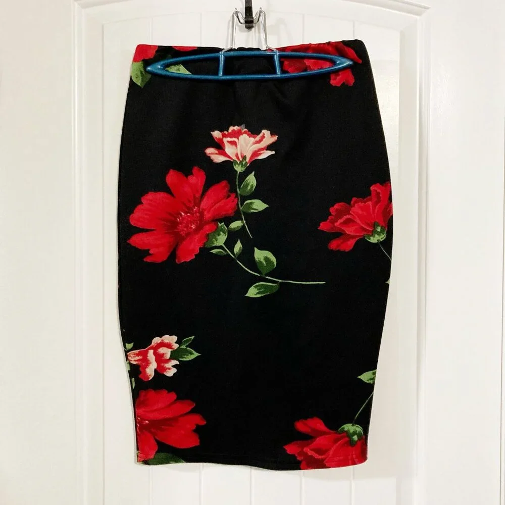 REVAMPED Black red green floral print bodycon pencil skirt XS SMALL wiggle skirt - Picture 12 of 12